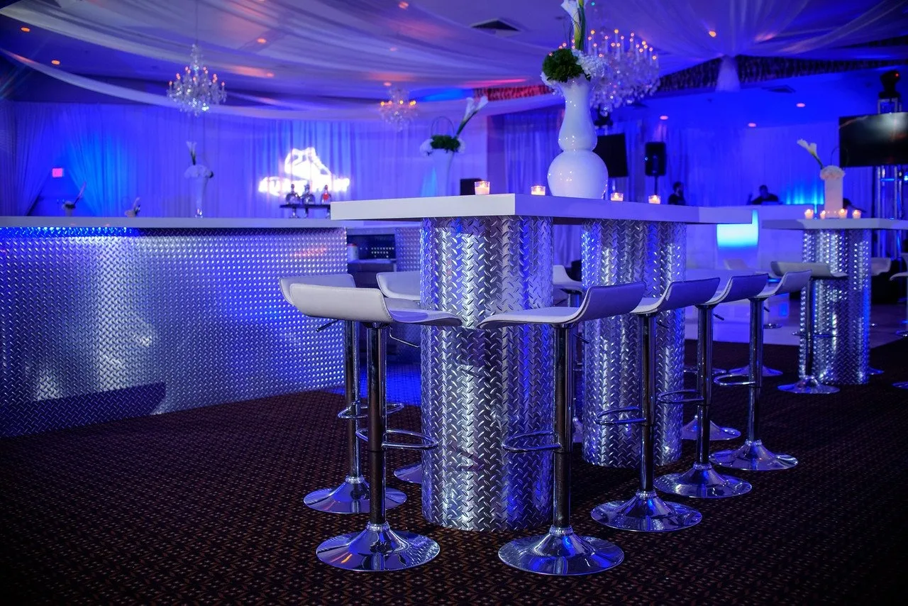 Diamond Plate Communal High Top - White Top 72_W x 30_D x 42_H in Pompano Beach, Florida_