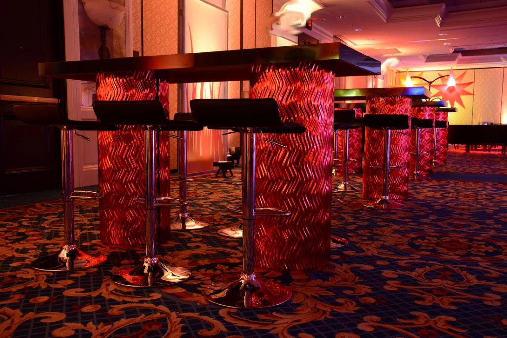 Contempo Red Mirrored High Top Communal Table w/ Black Top - 30"x30"x42"